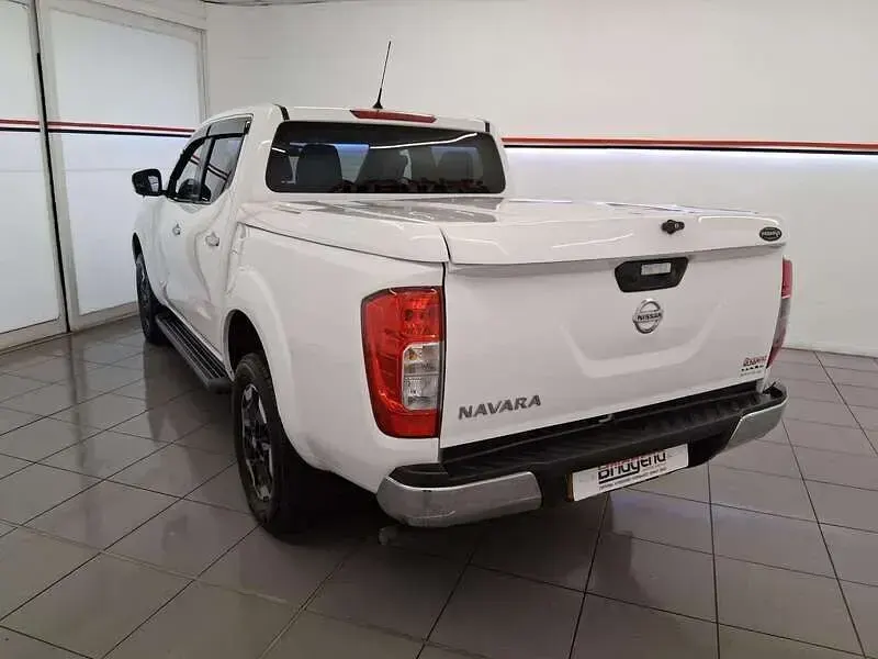 Used Nissan Navara N-Connecta 2020 White Pickup
