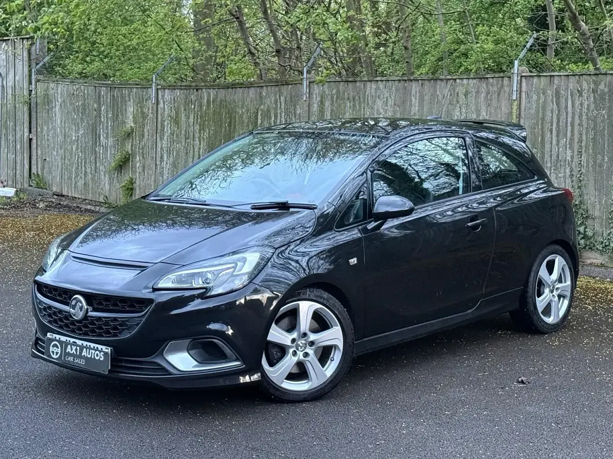 Used Vauxhall Corsa 205 HP (150 kW) 2016 Black Hatchback