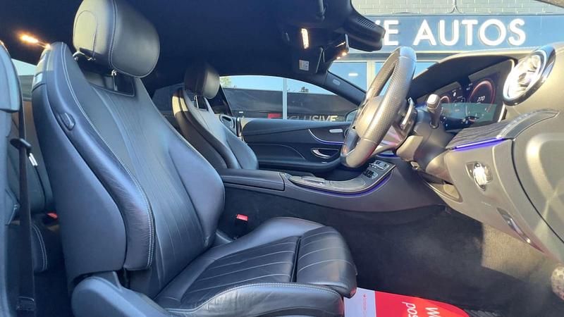 Begagnad Mercedes E220 AMG Line Premium 2021 Svart Sportkupé