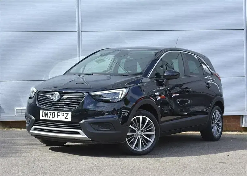 Used Vauxhall Crossland X S 110 HP (80 kW) 2020 Black SUV