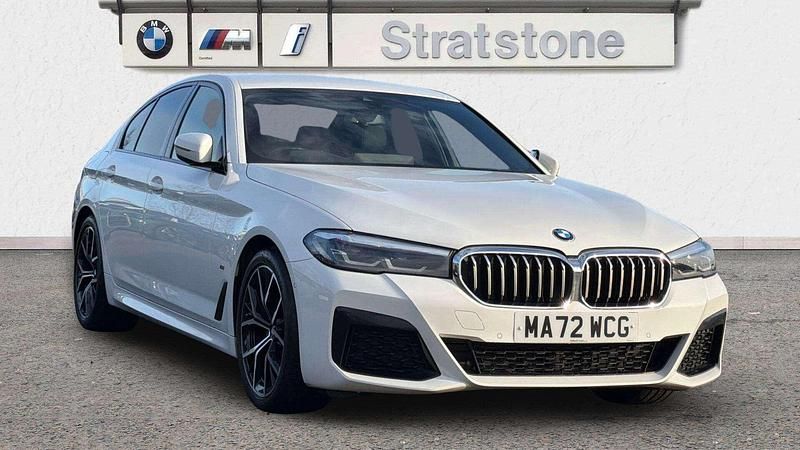White Used 2022 BMW 520 M Sport | £26,999 (Fair price) - Image 1/3