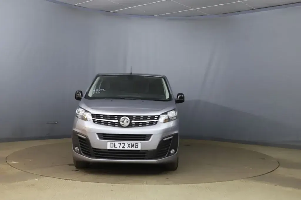 Used Vauxhall Vivaro 145 HP (106 kW) 2023 Grey MPV