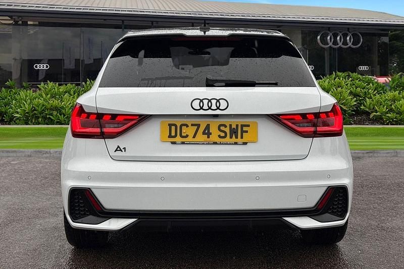 Used Audi A1 Black Edition 150 HP (110 kW) 2025 White SUV