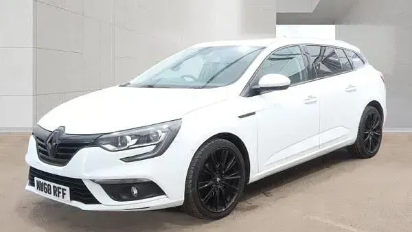 Used Renault Mégane GrandTour Play 115 HP (84 kW) 2019 White Estate