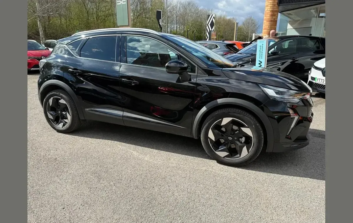 Used Renault Captur Techno 91 HP (66 kW) 2025 Black  SUV