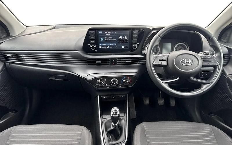 Used Hyundai i20 101 HP (74 kW) 2021 Red Hatchback