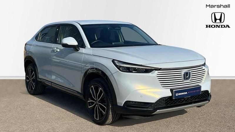 Used Honda HR-V Advance 131 HP (96 kW) 2022 Premium paint  sunlight white SUV