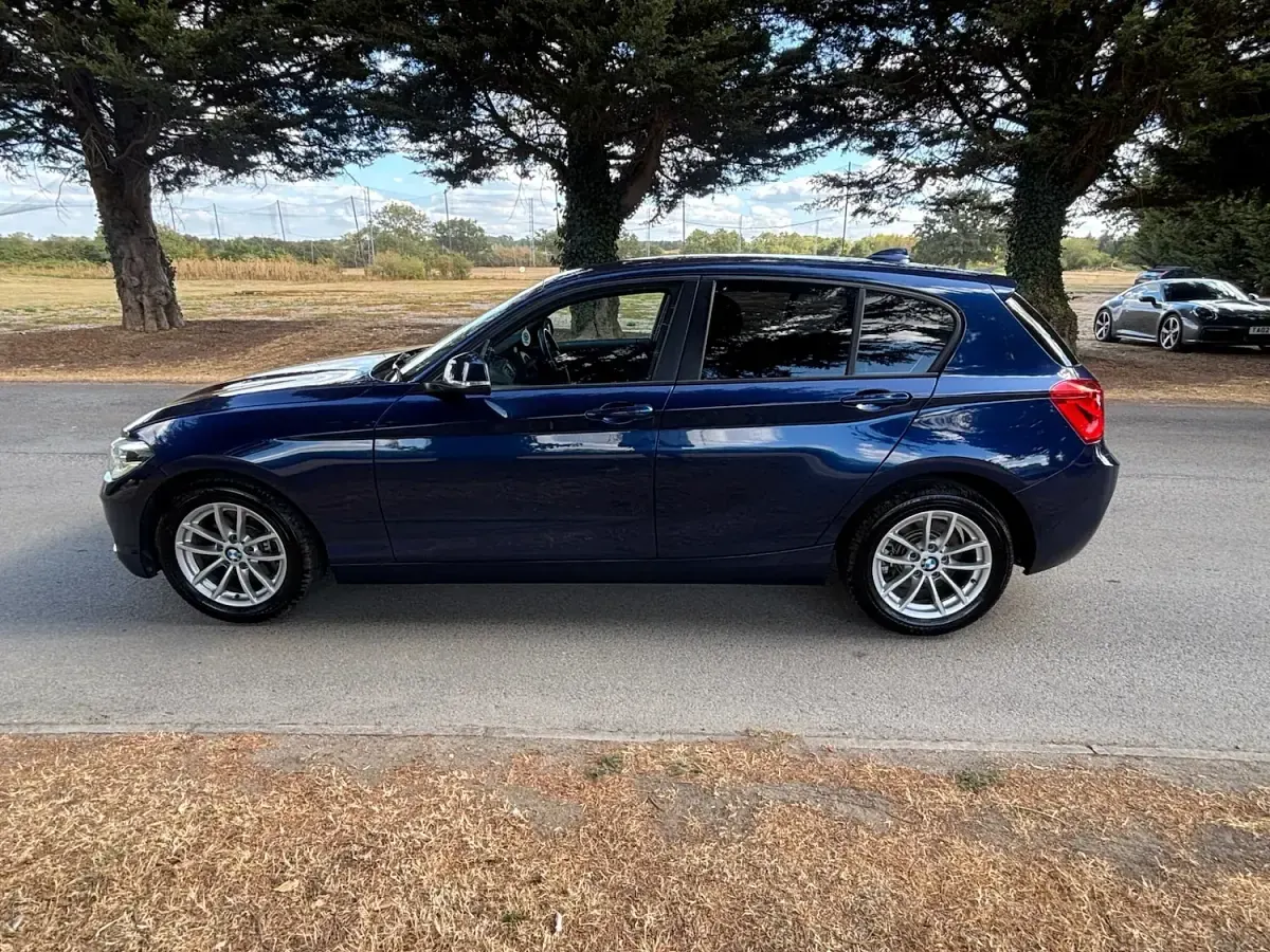 Used BMW 118 2015 Blue Hatchback