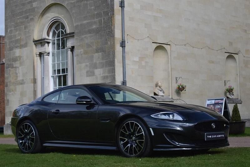 Usado Jaguar XK Supercharged 510 HP (375 kW) 2015 Cinzento Coupé