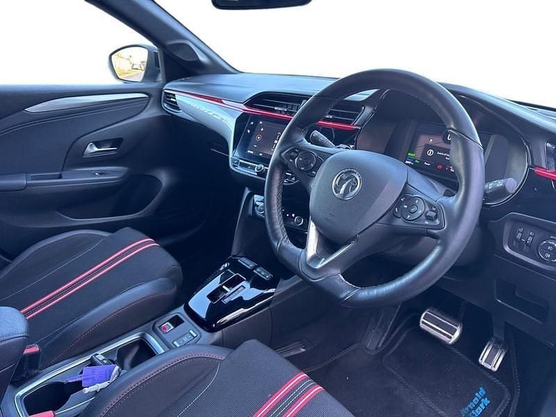 Used Vauxhall Corsa-e SRi 100 kW (136 HP) 2022 White Hatchback