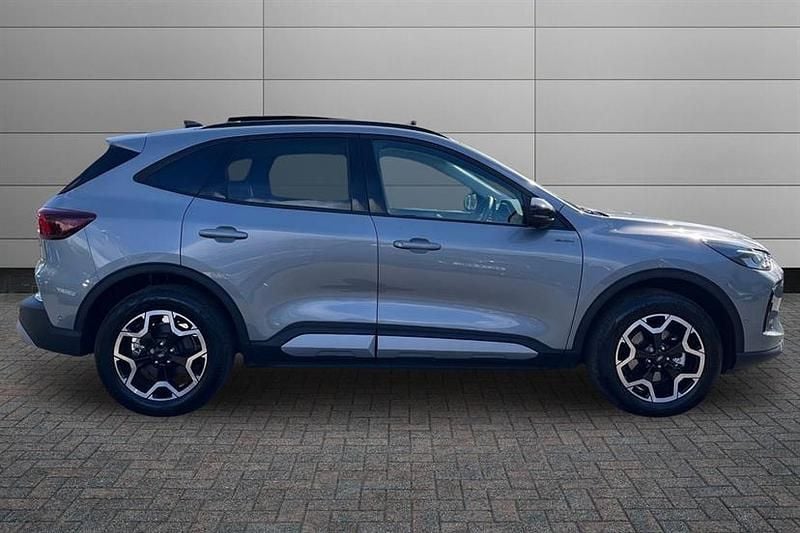 Second-hand Ford Kuga Active 243 CP (178 kW) 2025 Argintiu SUV