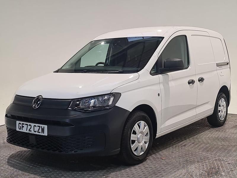 Usado VW Caddy 102 HP (75 kW) 2022 Branco Monovolume