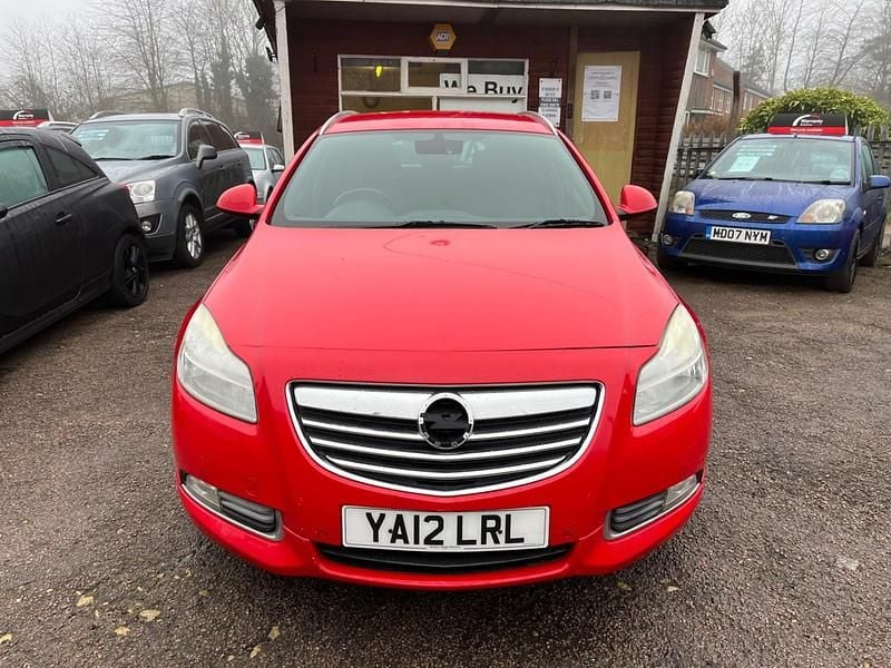 Used Vauxhall Insignia SRi 2012 Red Estate