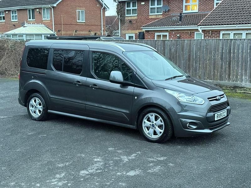 Used Ford Grand Tourneo Connect Titanium 120 HP (88 kW) 2019 Grey MPV