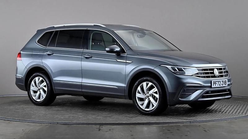 Used VW Tiguan Allspace Life 150 HP (110 kW) 2023 Grey SUV