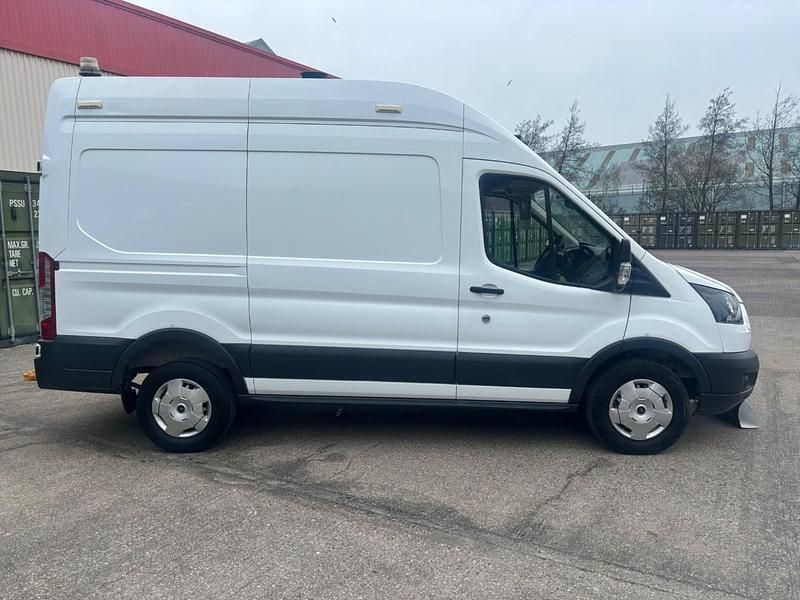 Used Ford Transit 170 HP (125 kW) 2019 White Van