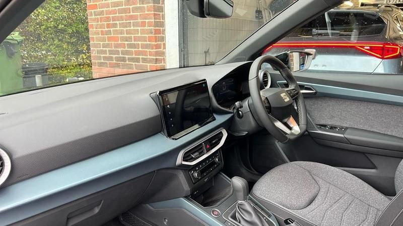 Used Seat Arona Xperience 116 HP (85 kW) 2025 Green SUV