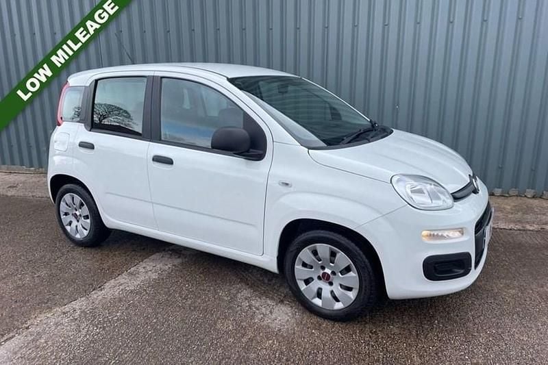 White Used 2016 Fiat Panda Pop Hatchback | £4,970 (Good price) - Image 1/1