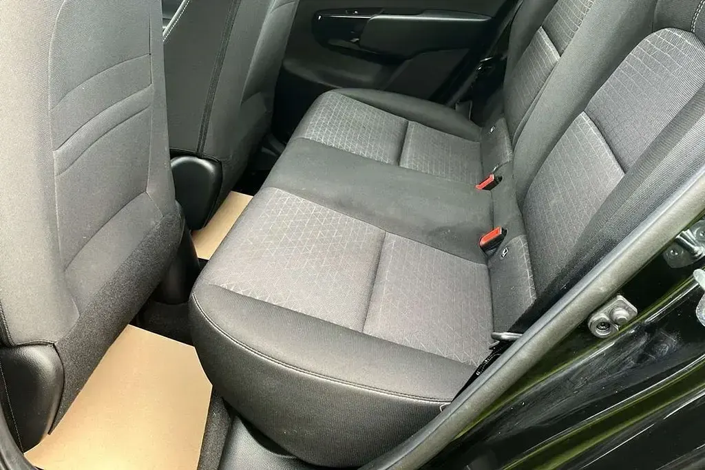 Używany Kia Picanto 66 KM (48 kW) 2023 Czarny Hatchback