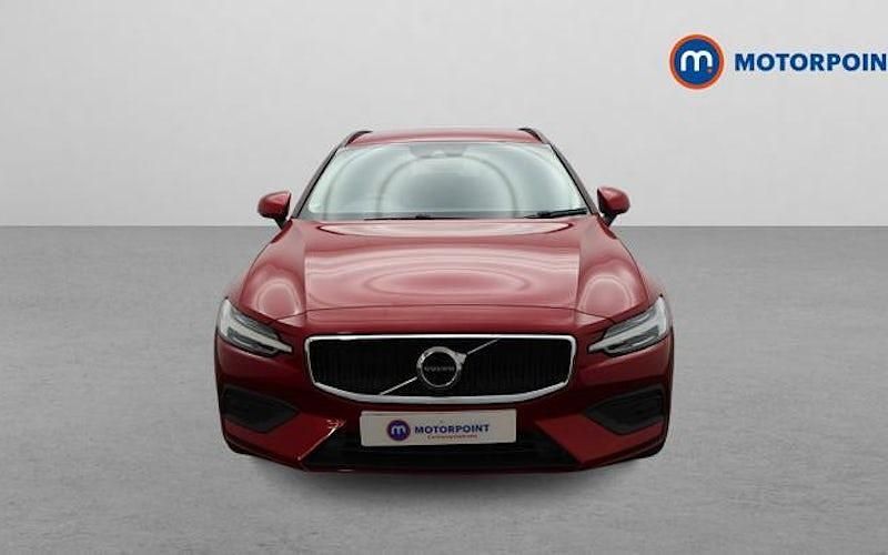 Used Volvo V60 Momentum 190 HP (139 kW) 2020 Estate