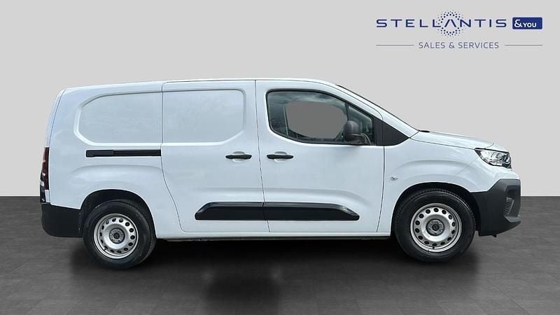 Used Peugeot E-Partner 98 kW (134 HP) 2024 White MPV