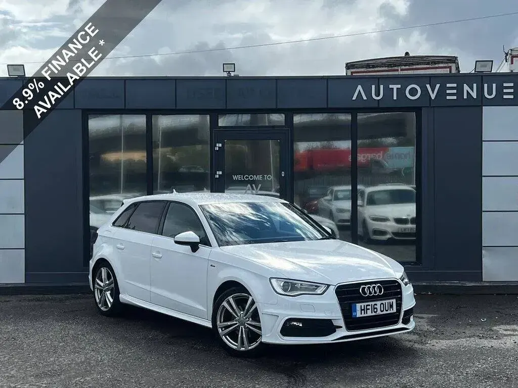 Used Audi A3 Sportback S-Line 125 HP (91 kW) 2016 White Hatchback