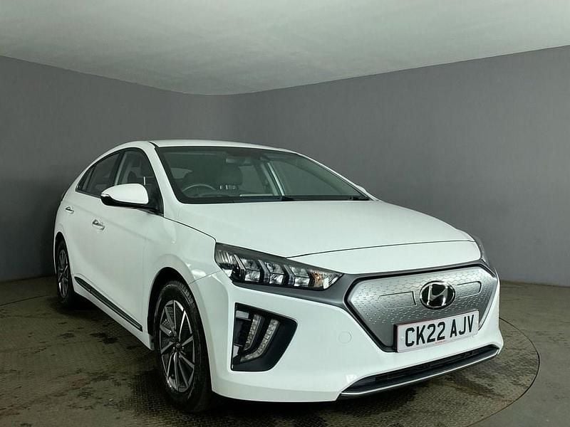 White Used 2022 Hyundai Ioniq 6 Premium Sedan | £12,999 (Fair price) - Image 1/4
