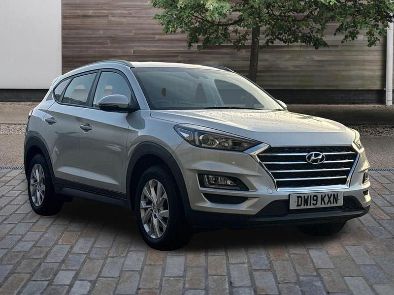 Silver Used 2019 Hyundai Tucson SE SUV | £12,992 (Super price) - Image 1/4