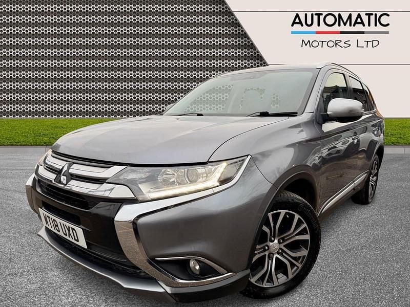 Used Mitsubishi Outlander 2018 Grey SUV