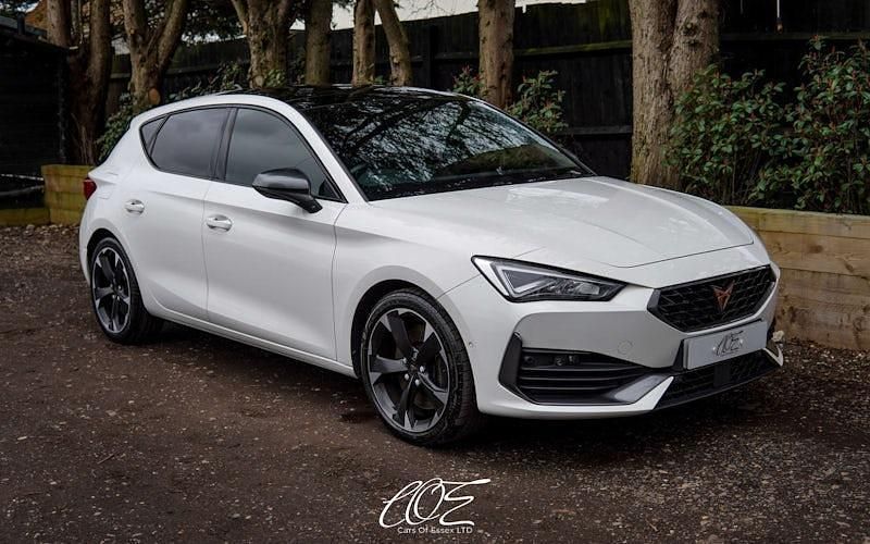 Used Cupra Leon VZ1 245 HP (180 kW) 2023 White Hatchback