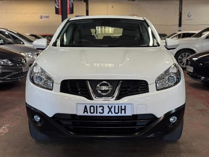 Used Nissan Qashqai Acenta 2013 White SUV