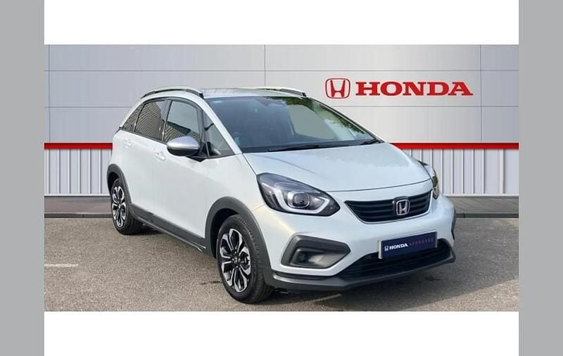 Used Honda Jazz Hybrid 109 HP (80 kW) 2021 White Hatchback