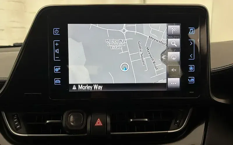 Used Toyota C-HR 116 HP (85 kW) 2019 Red SUV