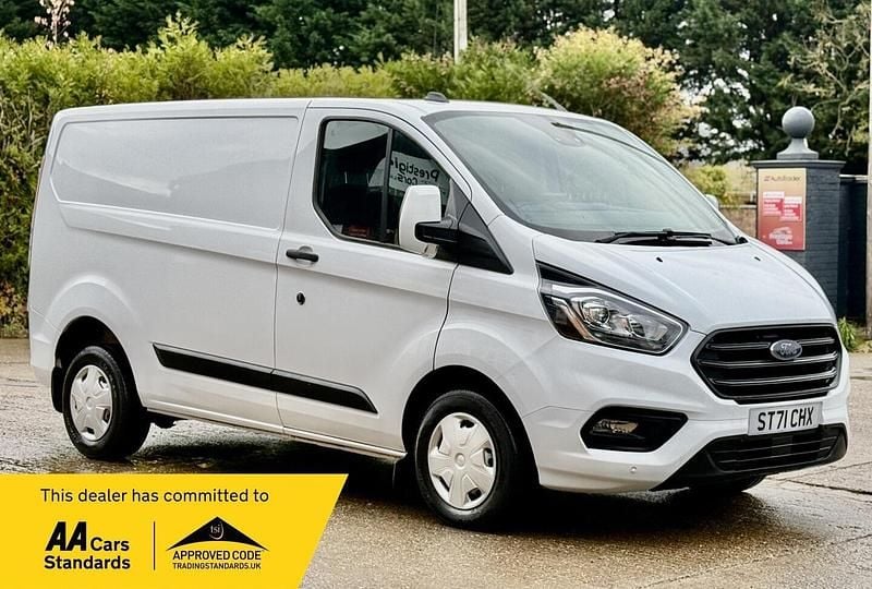 White Used 2021 Ford Transit Custom Trend Van | £12,890 (Fair price) - Image 1/2