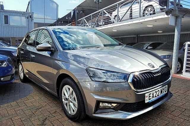 Graphite grey metallic Used 2022 Skoda Fabia Comfort Hatchback | £14,980 (Fair price) - Image 1/4