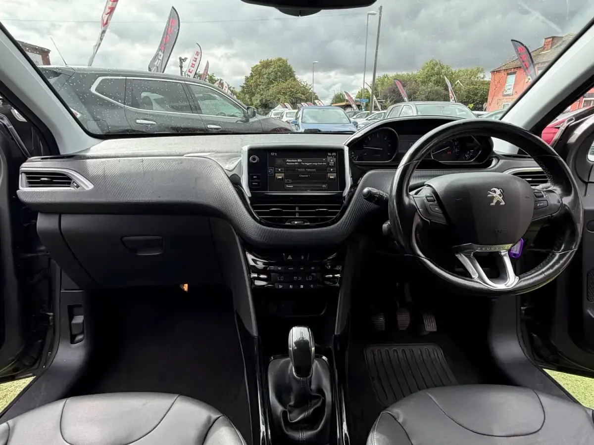 Used Peugeot 2008 Allure 97 HP (71 kW) 2015 Grey SUV