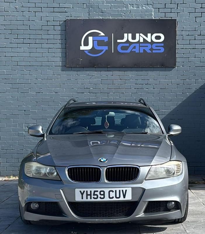 Grey Used 2009 BMW 320 M Sport Estate | £2,799 (Good price) - Image 1/4