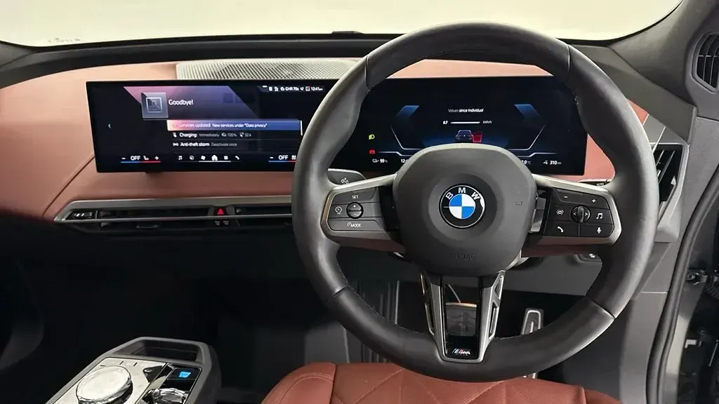 Usado BMW iX M Sport 394 kW (537 HP) 2025 Preto SUV