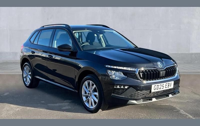 Used Skoda Kamiq SE 95 HP (69 kW) 2025 Black magic pearl effect SUV