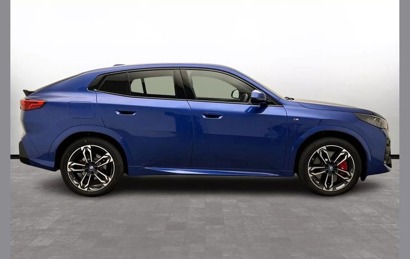 Used BMW iX2 M Sport 230 kW (313 HP) 2024 Blue SUV