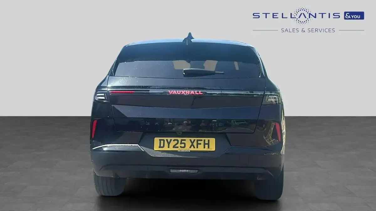 Used Vauxhall Grandland X Ultimate 134 HP (98 kW) 2025 Black SUV