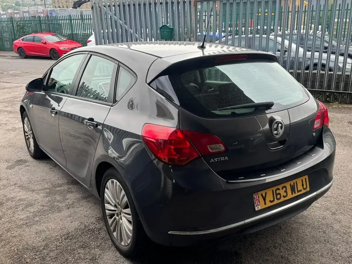 Used Vauxhall Astra 2013 Grey Hatchback