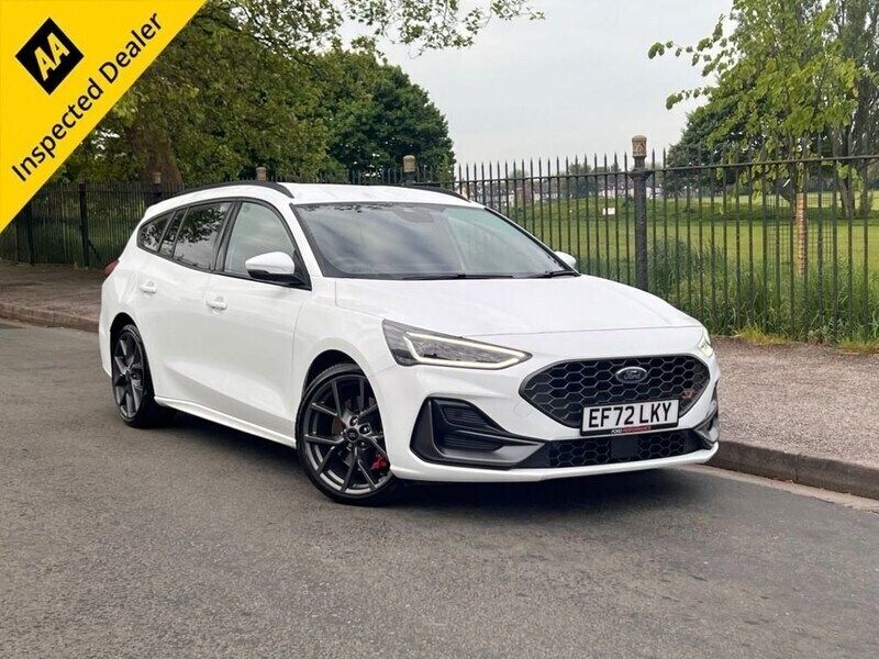 White Used 2023 Ford Focus ST Estate | £24,495 (Fair price) - Image 1/4