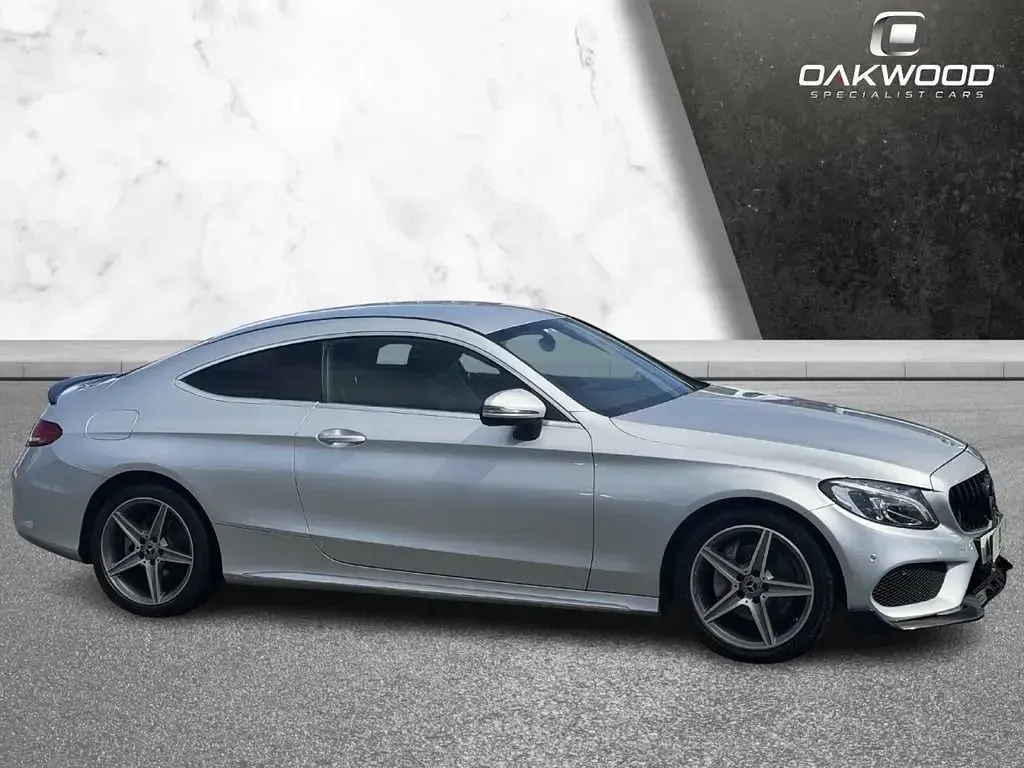 Begagnad Mercedes C220 AMG line 170 HK (125 kW) 2017 Silver Sportkupé