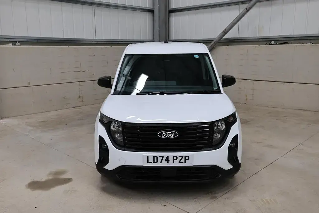 Used Ford Transit Trend 100 HP (73 kW) 2024 White