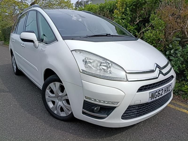 Used Citroën Grand C4 Picasso Platinum 2013 White MPV