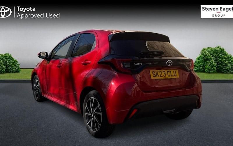 Used Toyota Yaris Hybrid Design 116 HP (85 kW) 2025 Hatchback