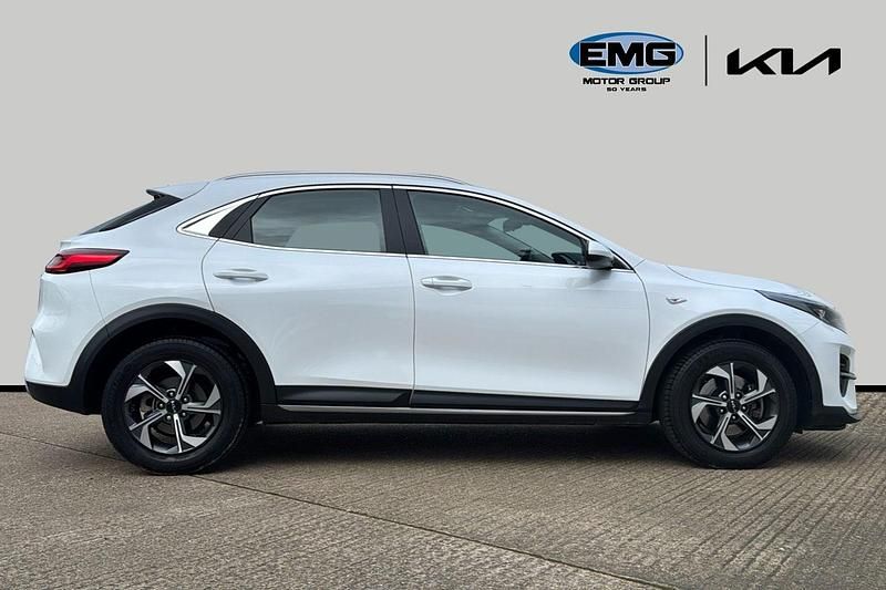 Used Kia XCeed 118 HP (86 kW) 2022 White SUV