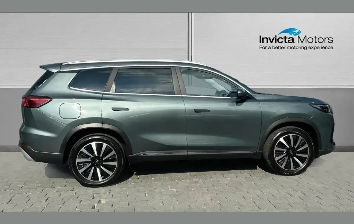 Used Chery Tiggo 8 204 HP (150 kW) 2025 Grey SUV