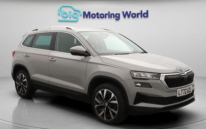 Used 2024 Skoda Karoq SE L SUV | £17,382 (Good price) - Image 1/4